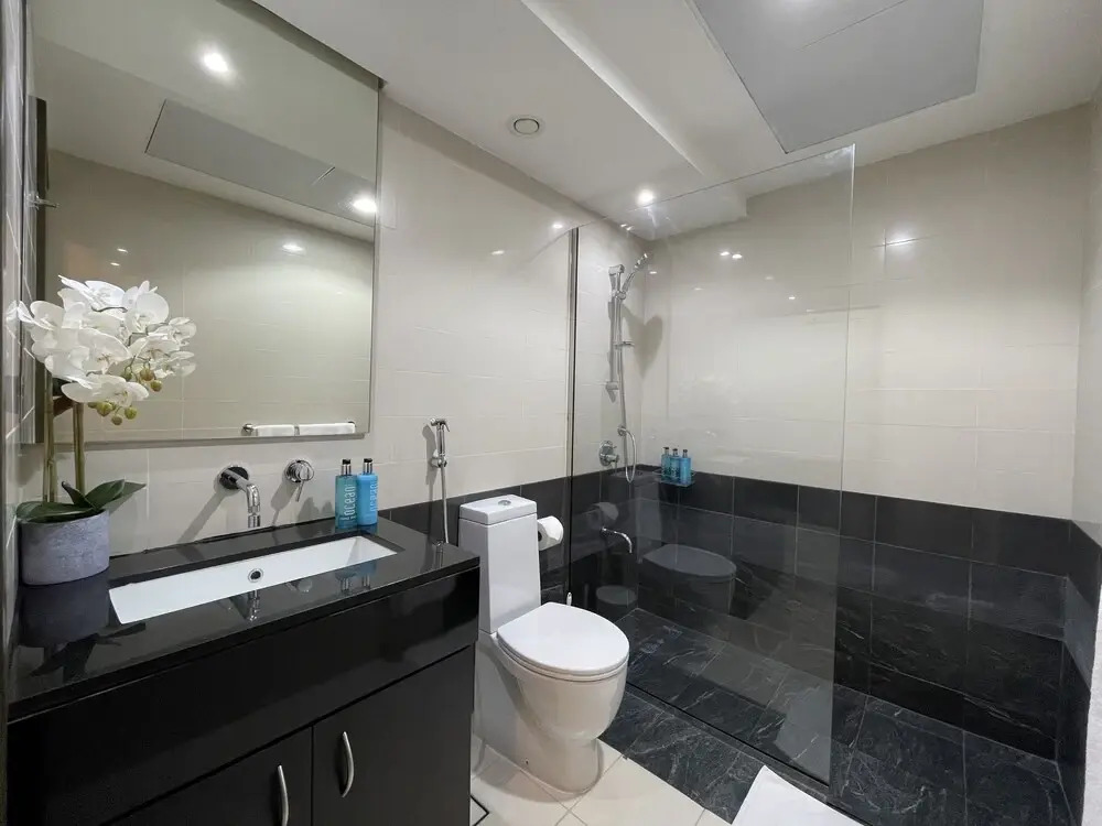 1B-Loft-L404 by bnbme homes