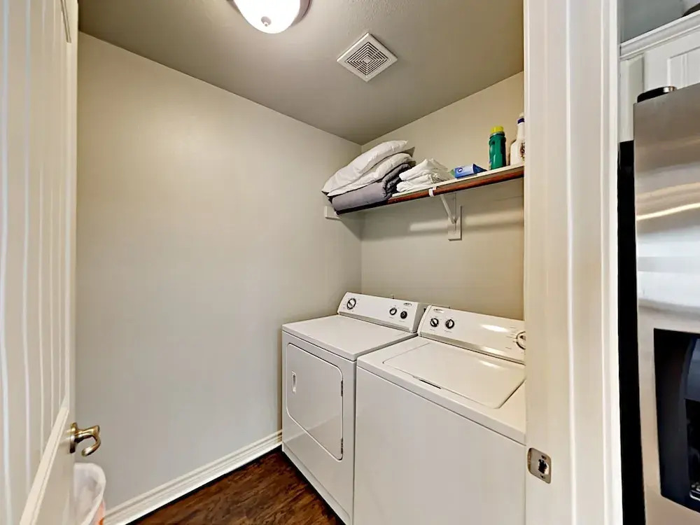 7 Meridian Condos 3 Bedrooms 2.5 Bathrooms Condo