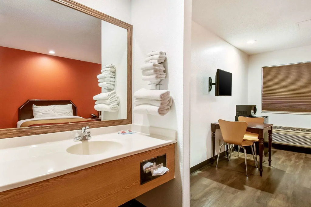 Econo Lodge Franklin