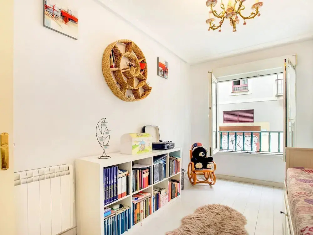 Apartment in Gijon Near San Lorenzo Beach