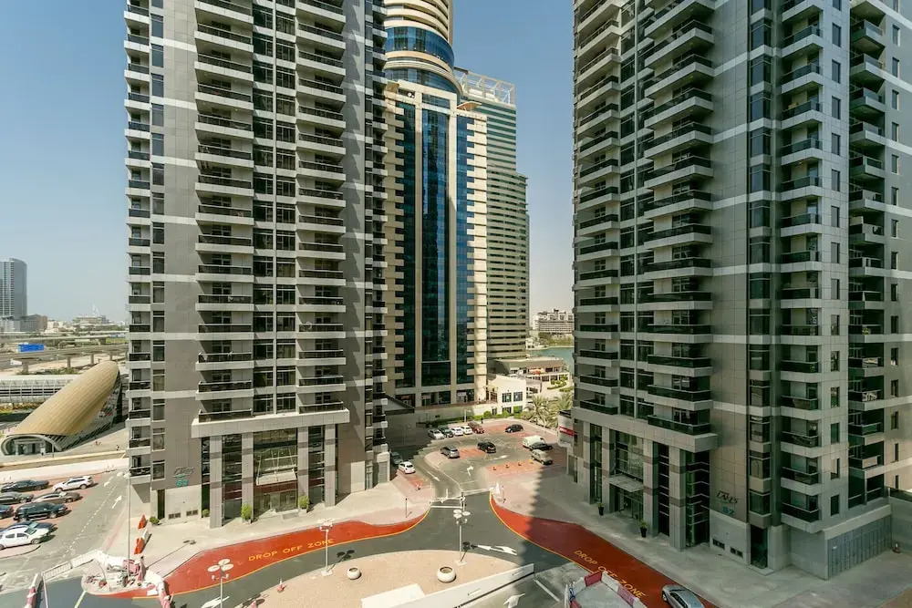 One Perfect Stay - Green Lake Tower 1
