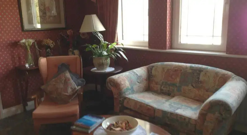 Killarney Lodge