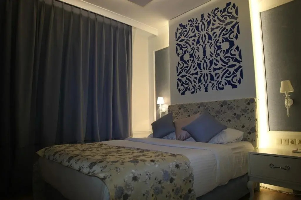 Saros Hotel