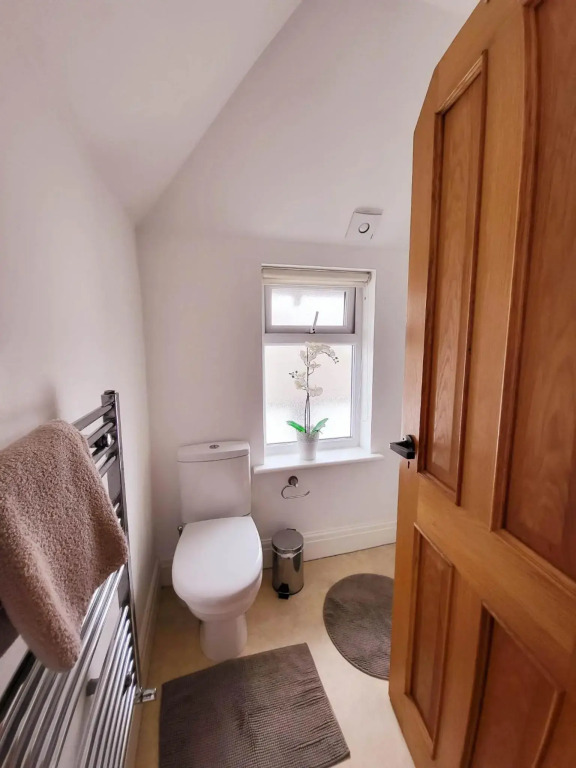 Beautiful Ensuite Beachfront Room Worthing Homestay