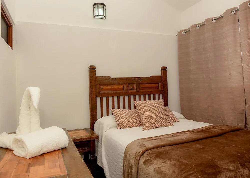 Onyx Aparta Hotel