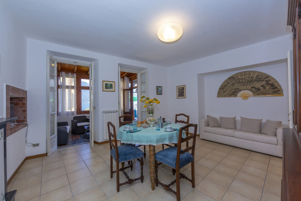 Casa Mira Al Lago