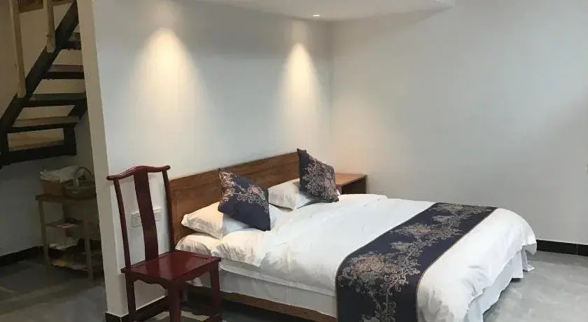 Hongluosi Lijia Farmstay