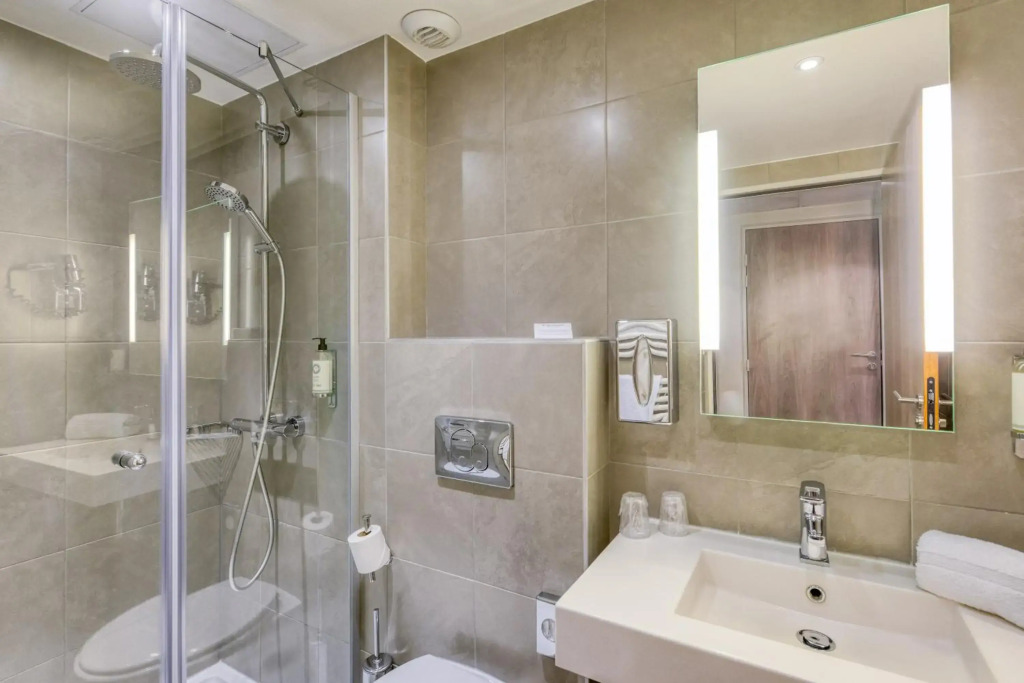 Best Western Plus Paris Velizy