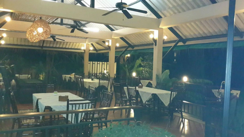 IngNatee Resort