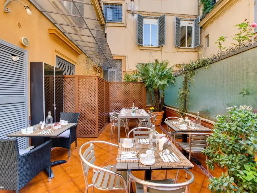 Lh Royal Suites Terrace