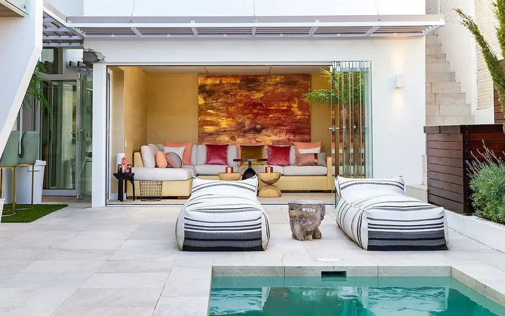 YOLO Spaces - Clifton Private Beach Villa