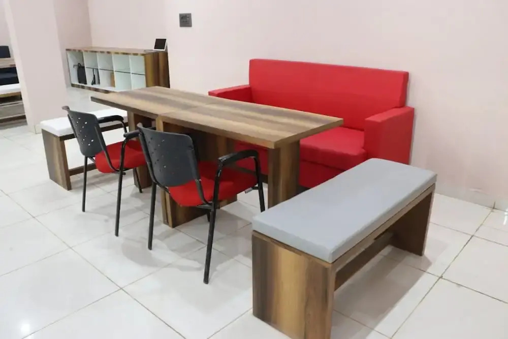 Goroomgo Pat Village Inn Indore