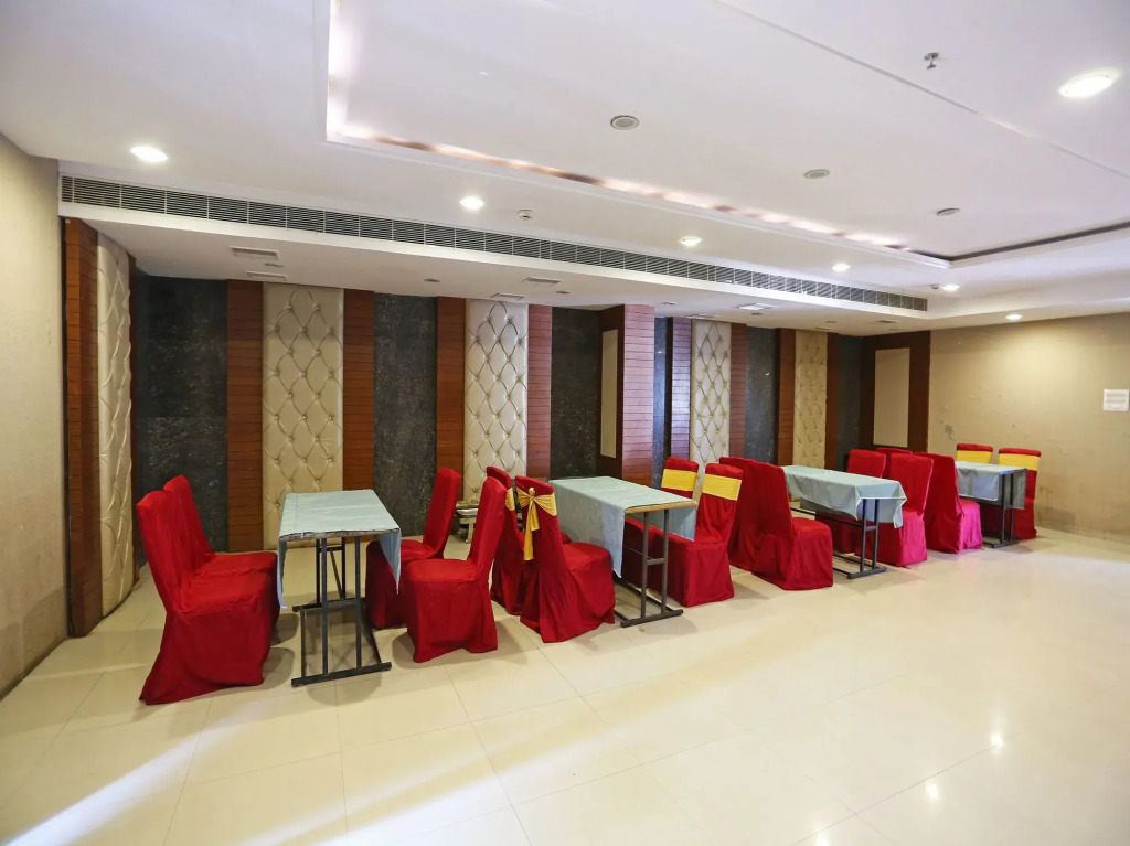 OYO 1405 KBR Centre