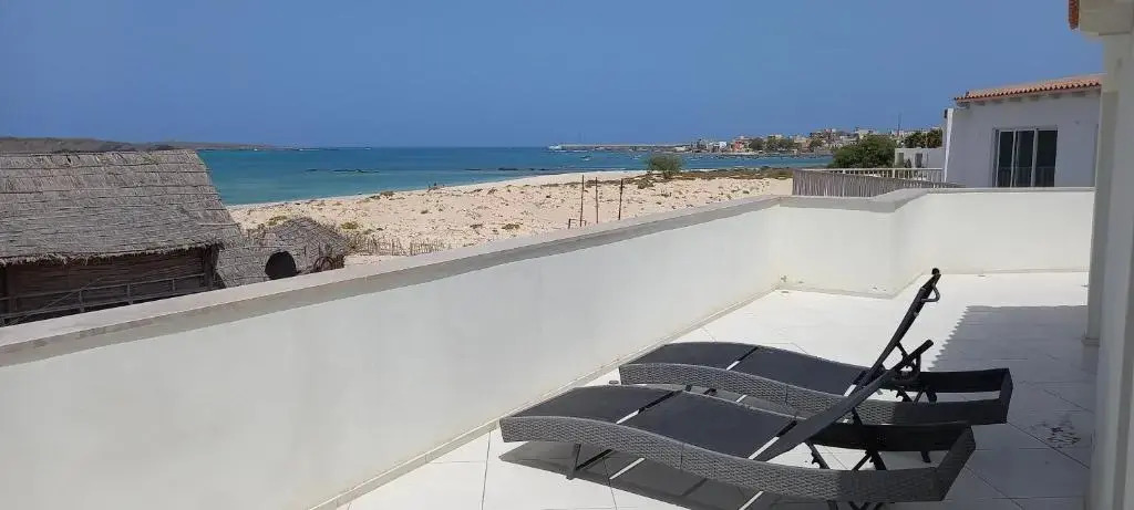 KatlantiK Beach House Deluxe