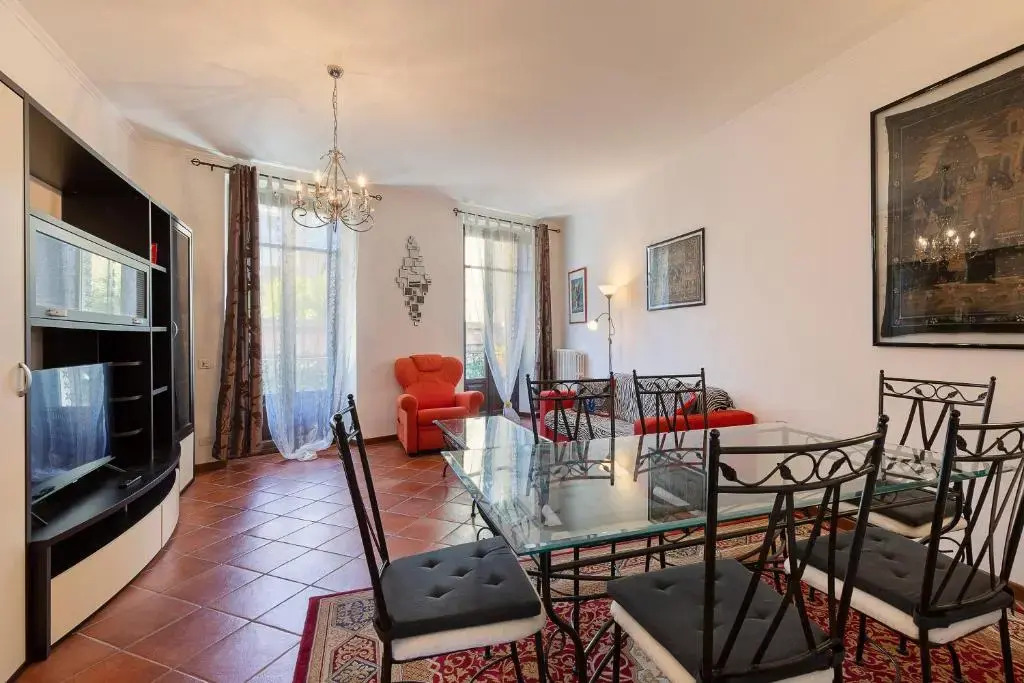 Dolfin - Nel Centro di Stresa - by Impero House