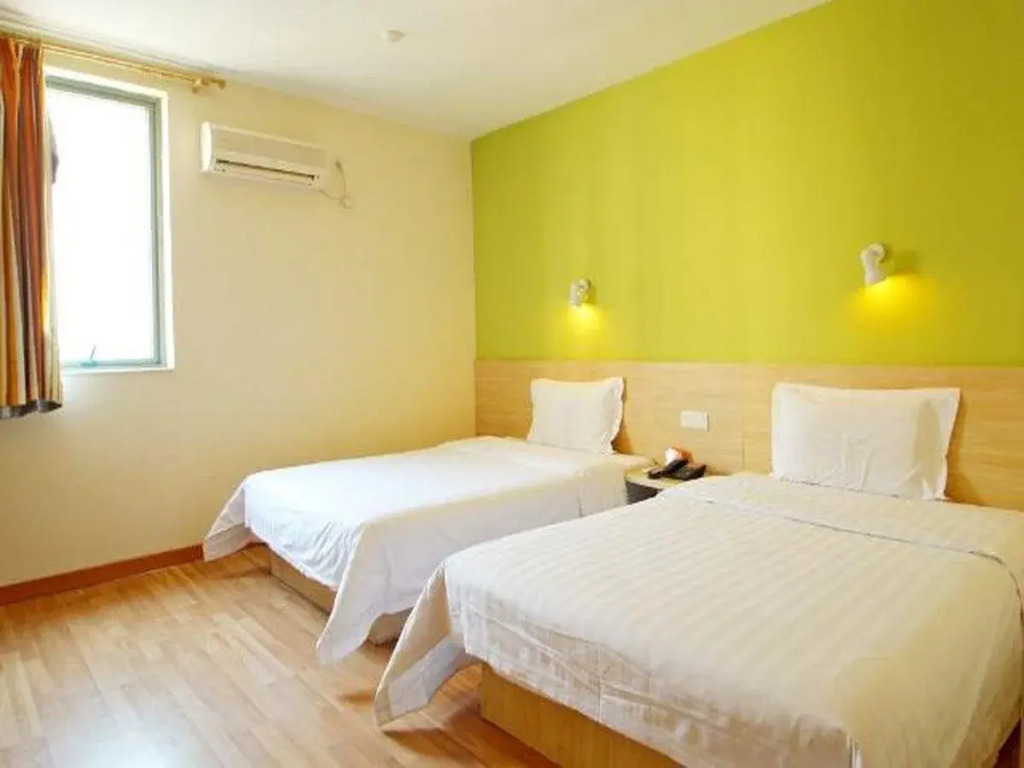 7 Days Inn Guangda