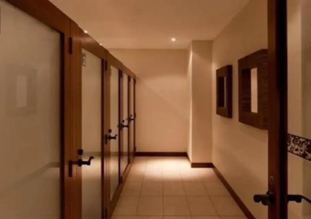 Kafuu Resort Fuchaku Condo Hotel