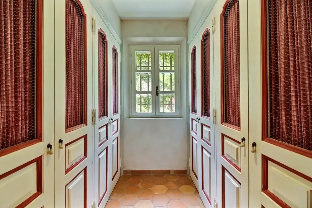 Villa With 6 Bedrooms in Gassin, With Wonderful sea View, Private Pool, Enclosed Garden