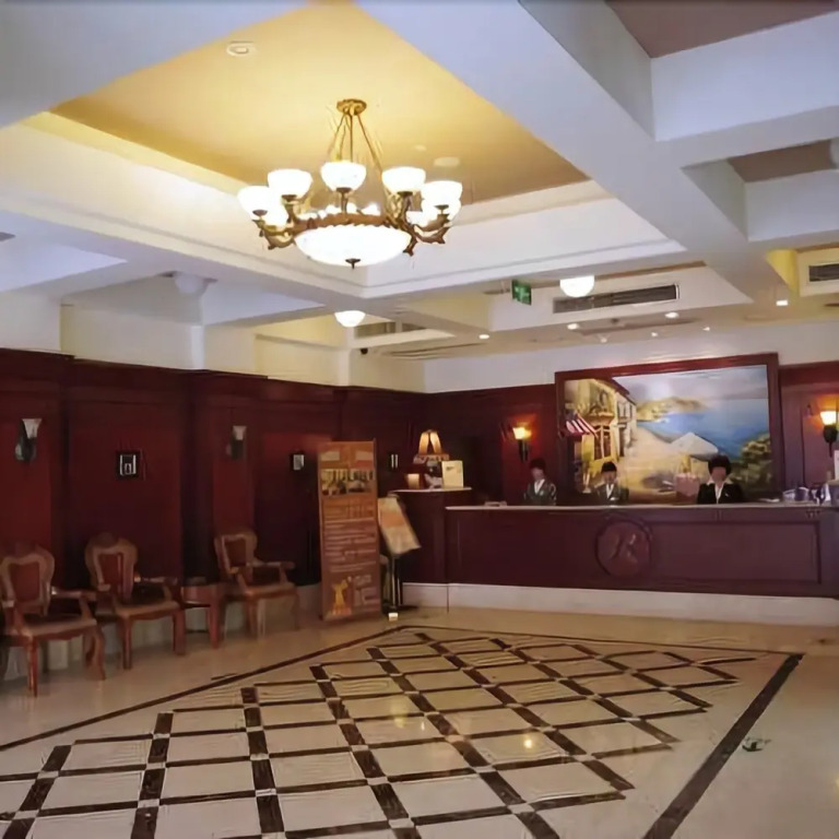 Radow Hotel Chain (Wenzhou Railway Station)