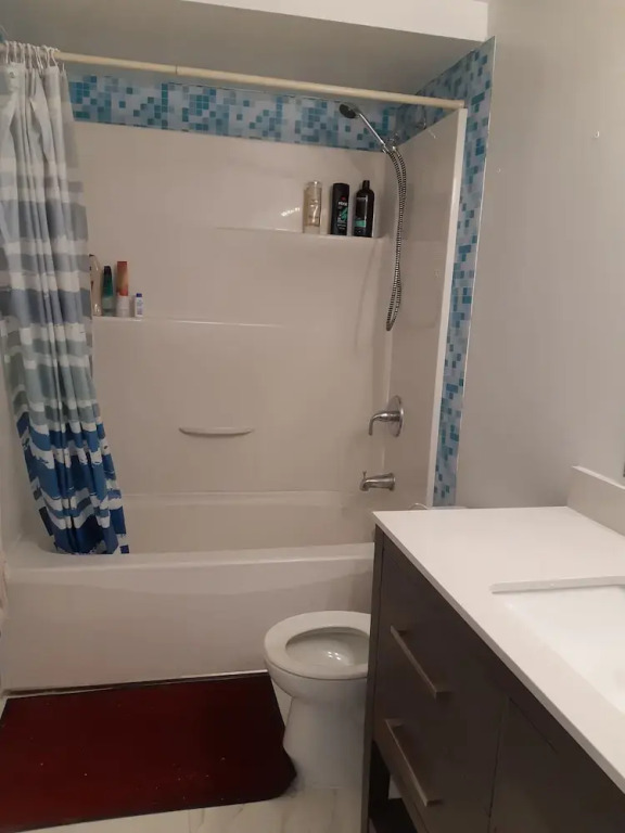 E.S.I Furnished Suites On Bay