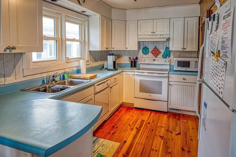 Oceanside - 4 Br Home