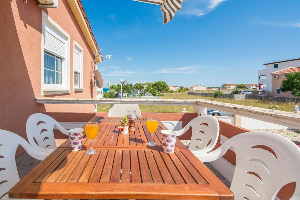Seaview Apartment Varga 3
