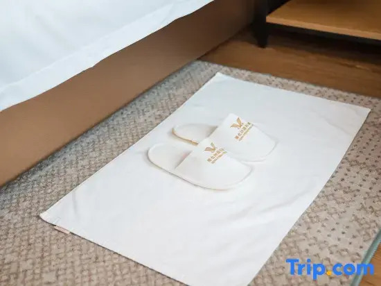 Vienna International Hotel (Huizhou Digital Park Guangtai Road)