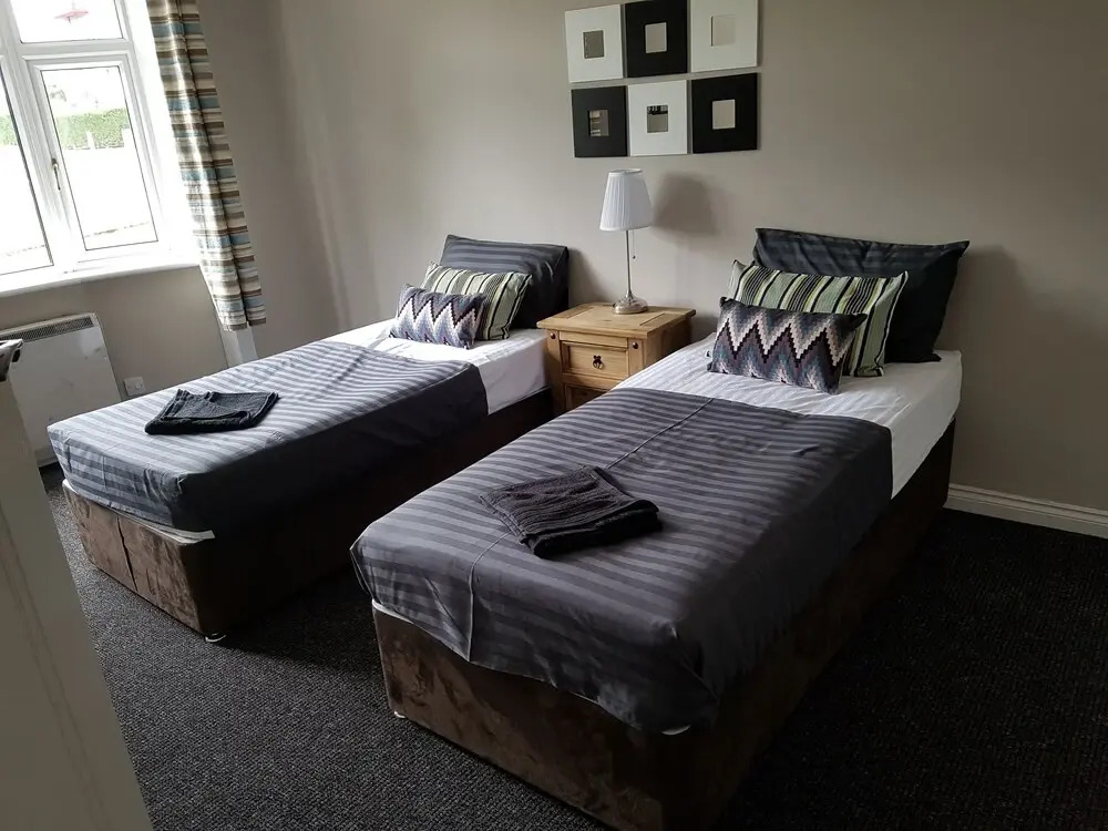 3 Bedroom Apartment Near King's Park