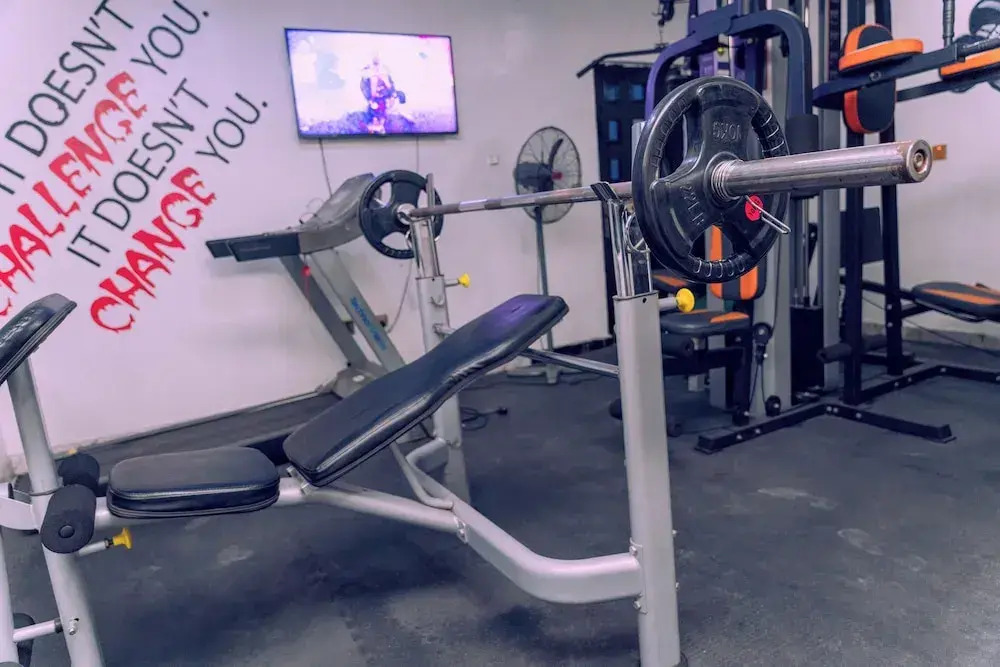 Luxury Hotel Deluxe Room - Sleeps 2 - Gym - Pool