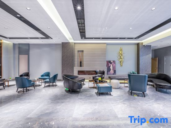 HomeInn Business Hotel (Weifang Yixin Street North of High-speed Railway Station)