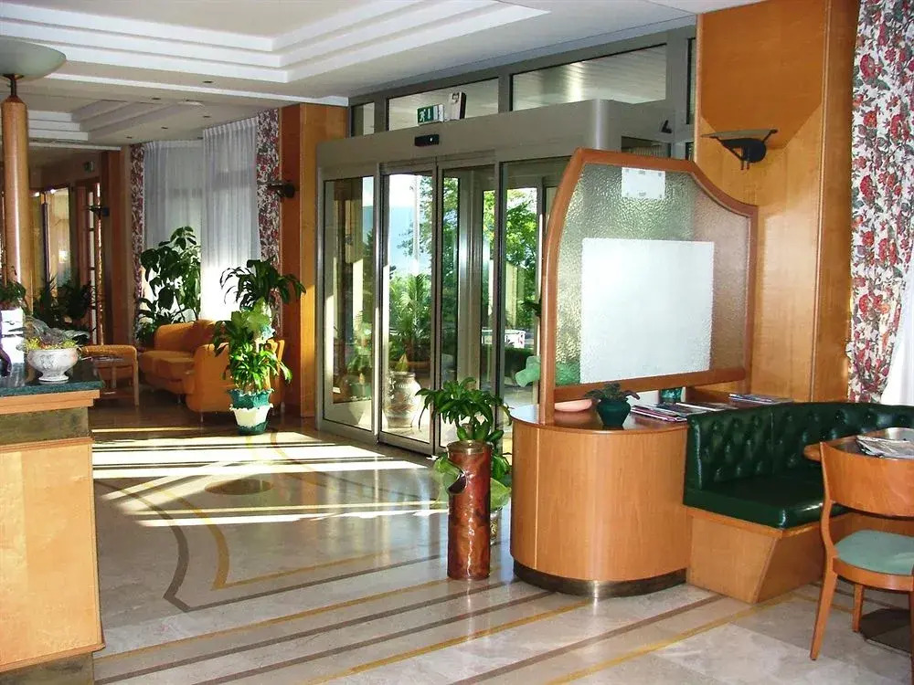 Hotel Lory & Ristorante Ferraro