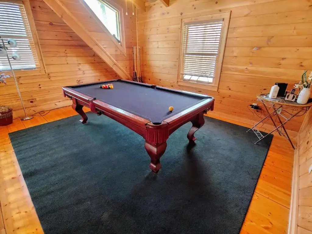 Red Wolf Cabin in Maggie Valley