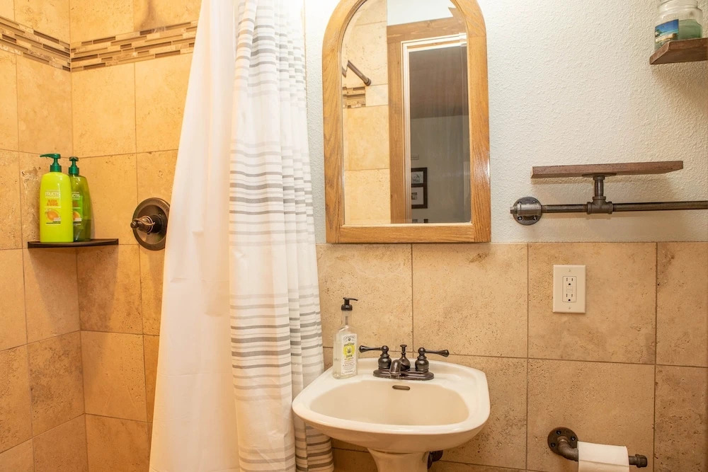 1221 Keystone Gulch 3 Bedroom Condo by RedAwning