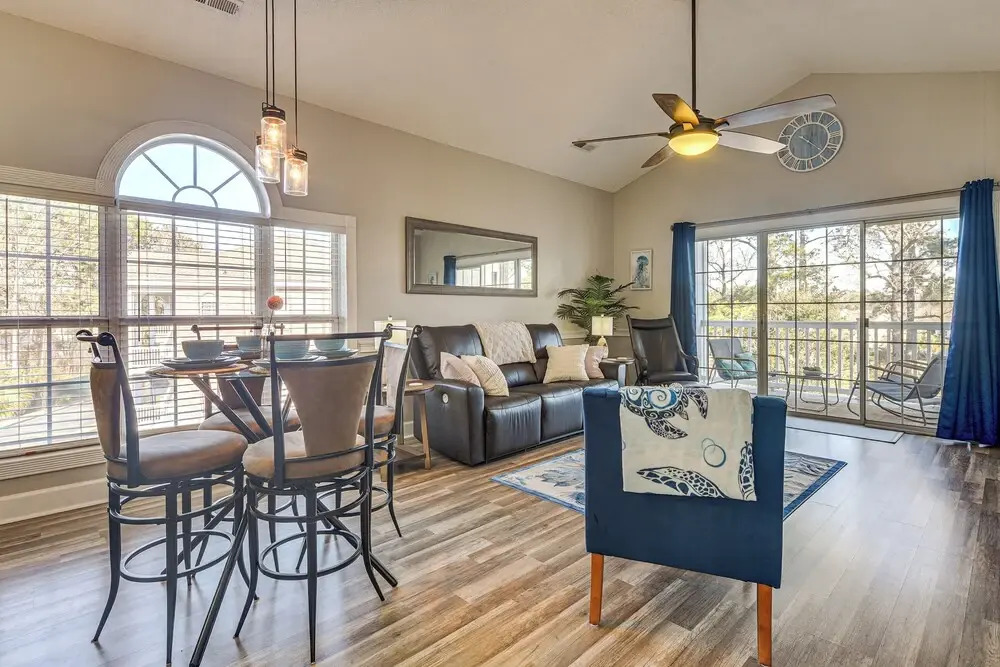 Golf, Gamble & Fish! Condo w/ Pool in Little River