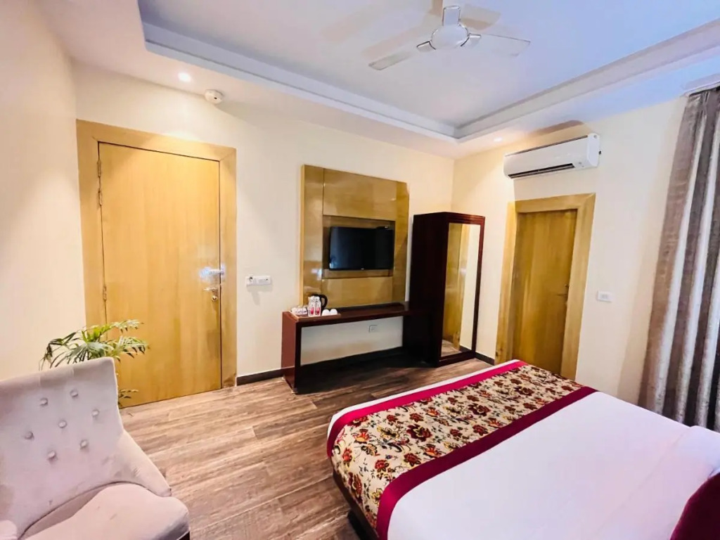 Treebo Hotel Banz