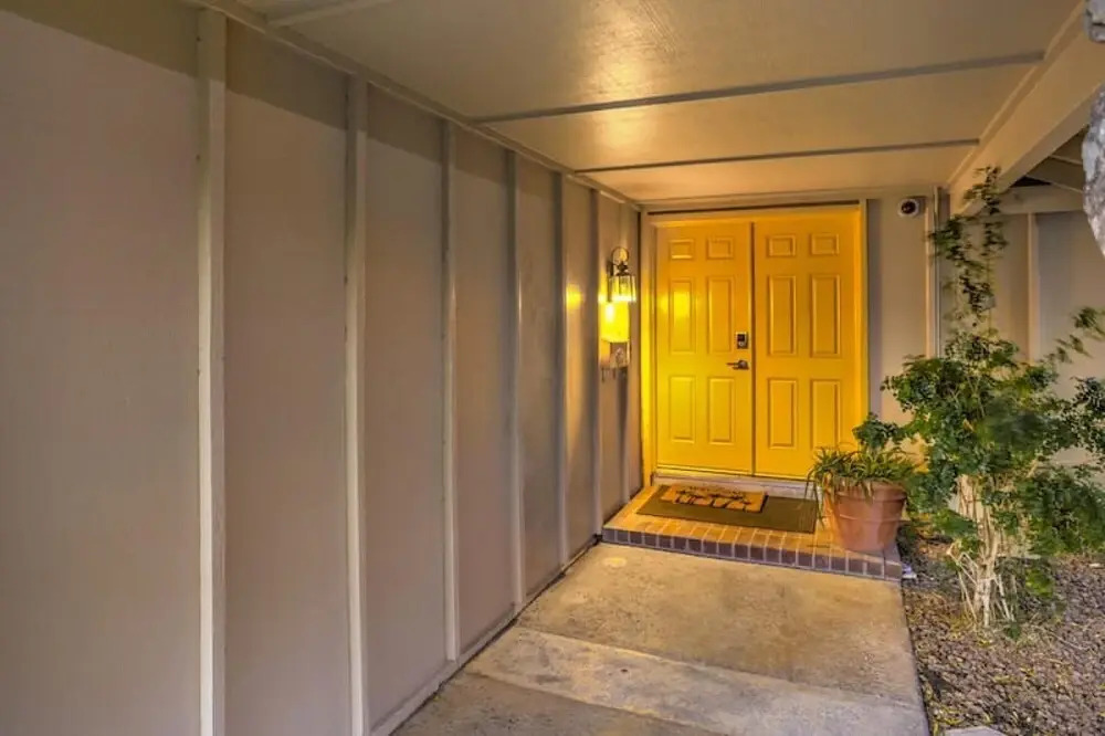 Desert Oasis Las Vegas - Pool 5 Bedrooms 9 Beds