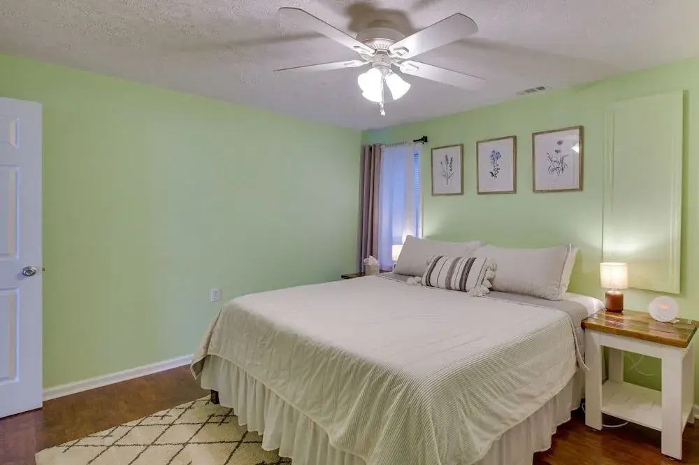 Cozy & Convenient Staunton Abode: Great Location!