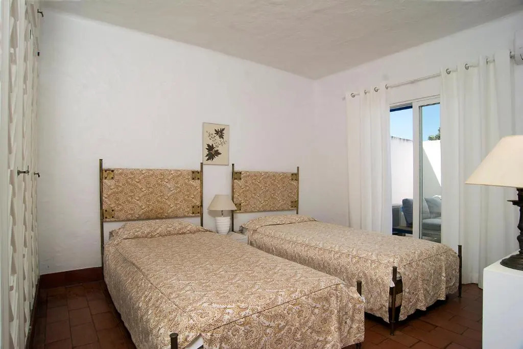 633 Casa Realengo