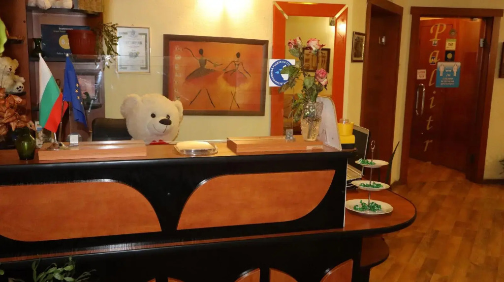 Семеен Hotel Palitra