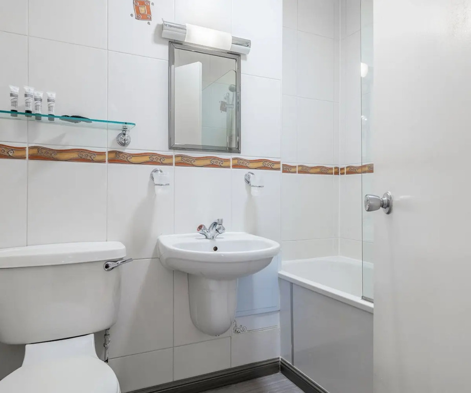 Muthu Fort William Hotel