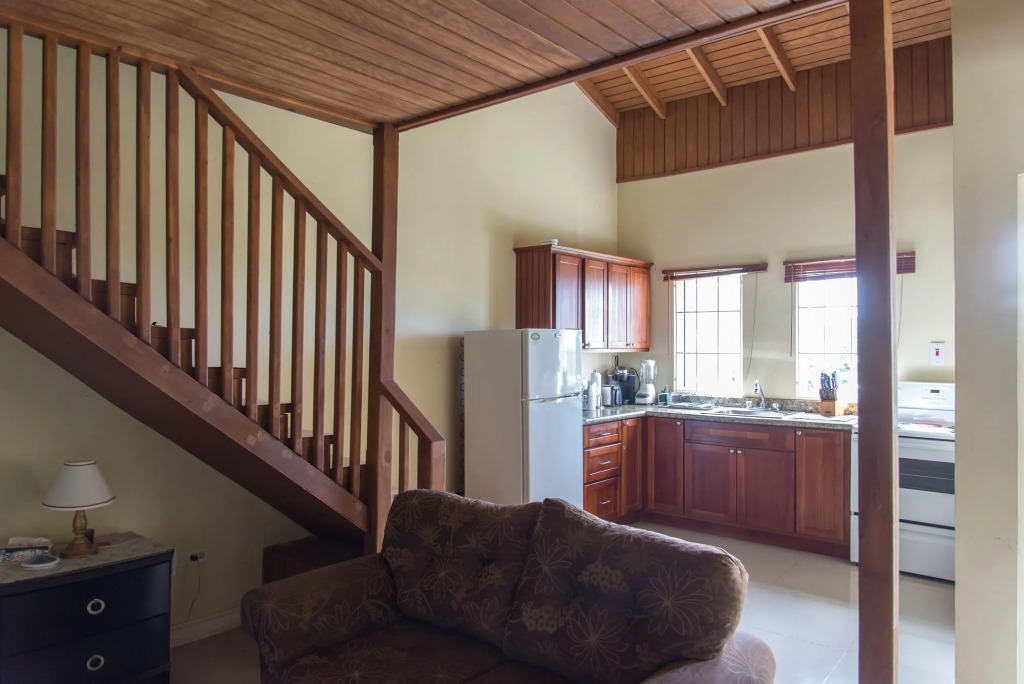 Claudeville Condo