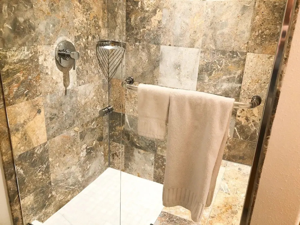Bear Creek Lodge 407 4 Bedroom Condo by Alpine Lodging Telluride