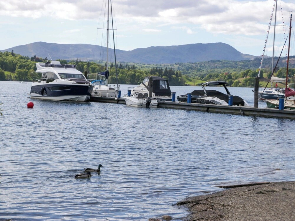 Waters Edge Lodge