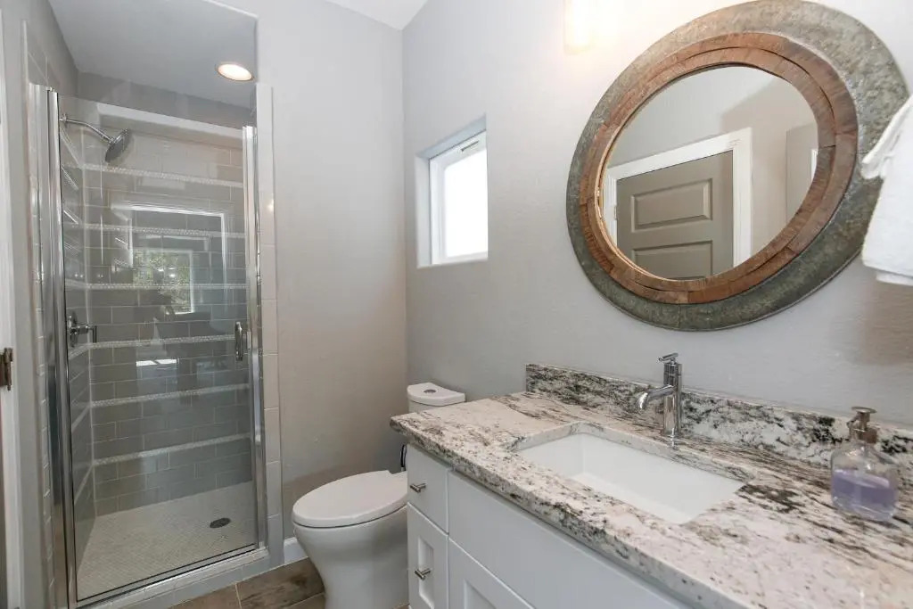 Luxury Lake LBJ House with Heated Swimming Pool and Spill Over Hot Tub and 2 Boat Slips