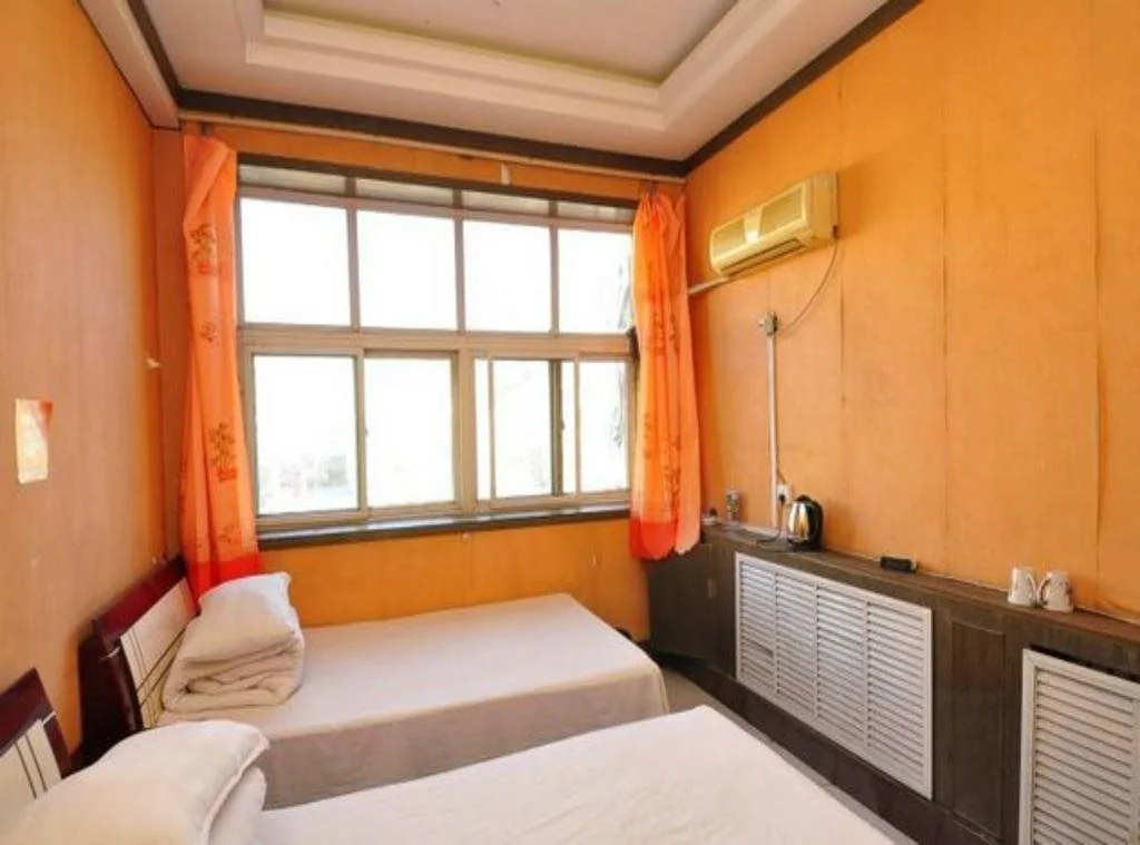 Zhangqiu Yingping Hotel