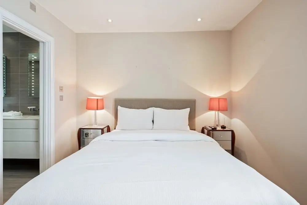 Elegant 3-bed House W/terrace Near Harrods