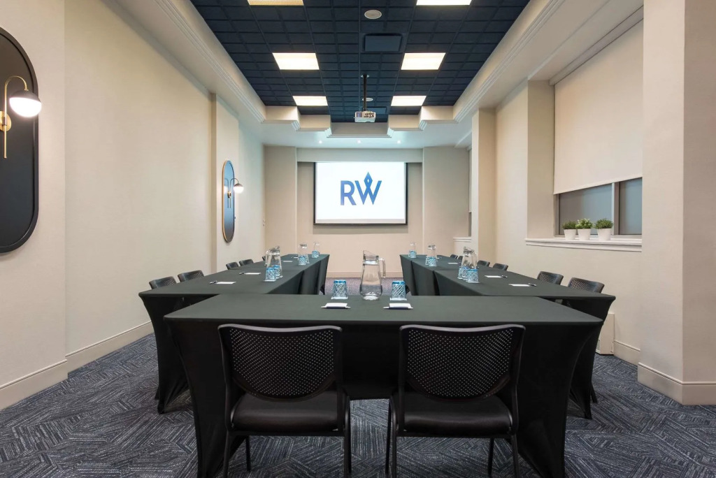 Hotel Royal William, an Ascend Collection Hotel
