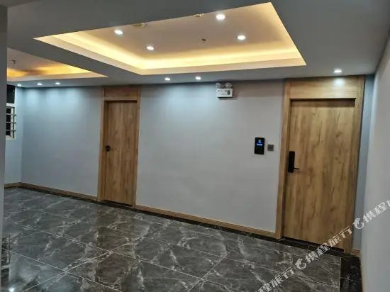 Tianyi Business Hotel