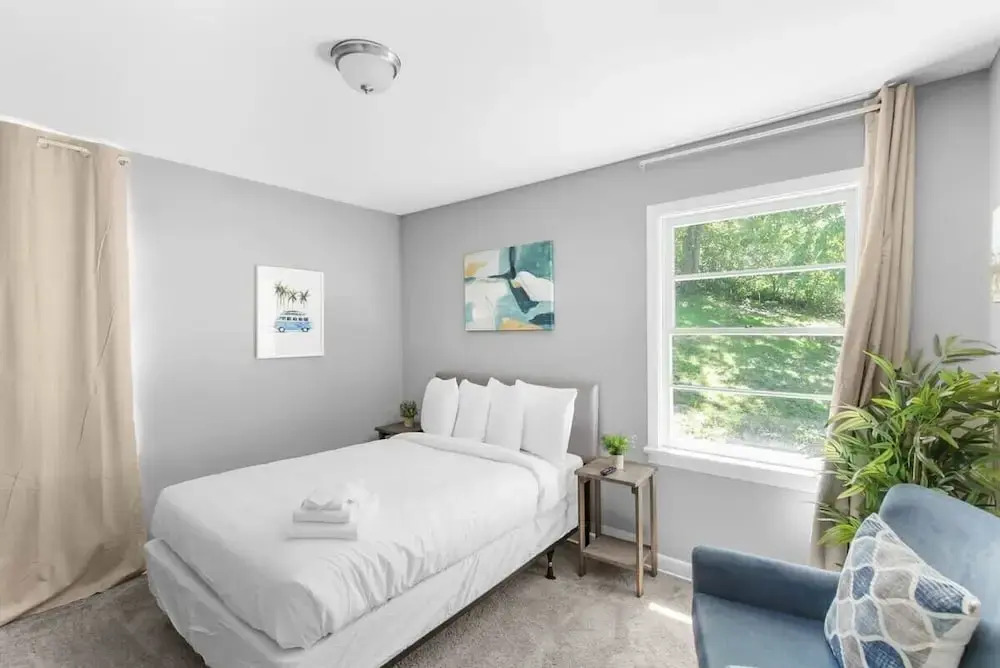 Broadmoor Bungalow - Both Units