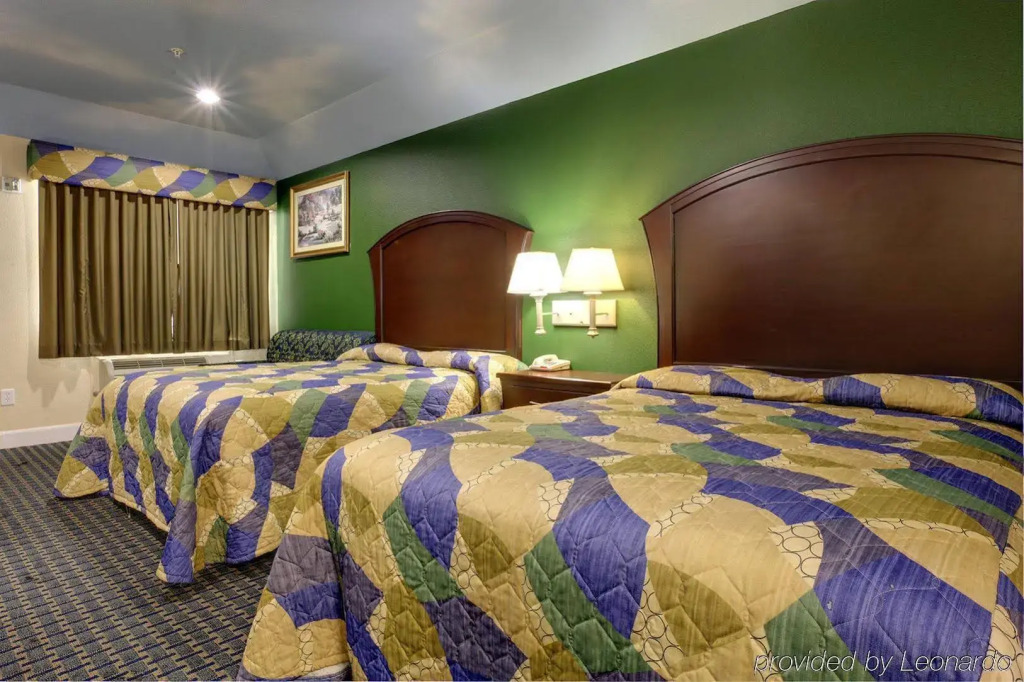 Regency Inn